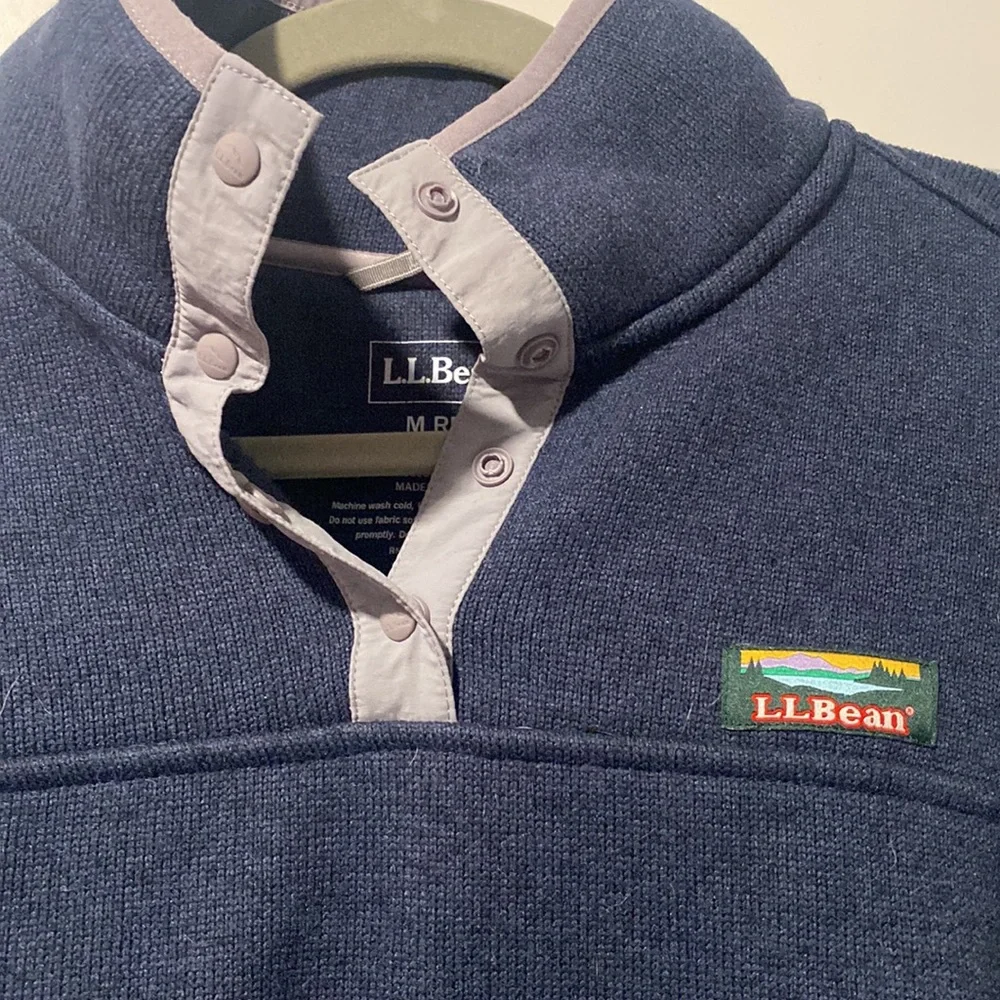 LL bean pullover - Picture 3 of 3